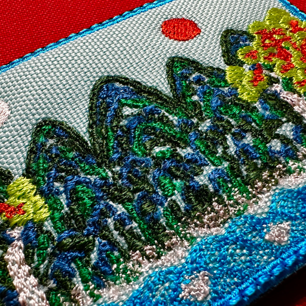 (1)Sun, Moon, and Five Peaks Patch(Irworobongdo; 日月五峯圖)